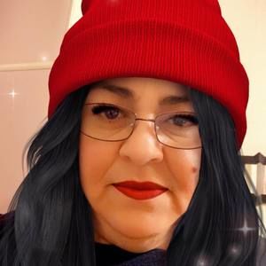 Meet your Posher, Salvadora